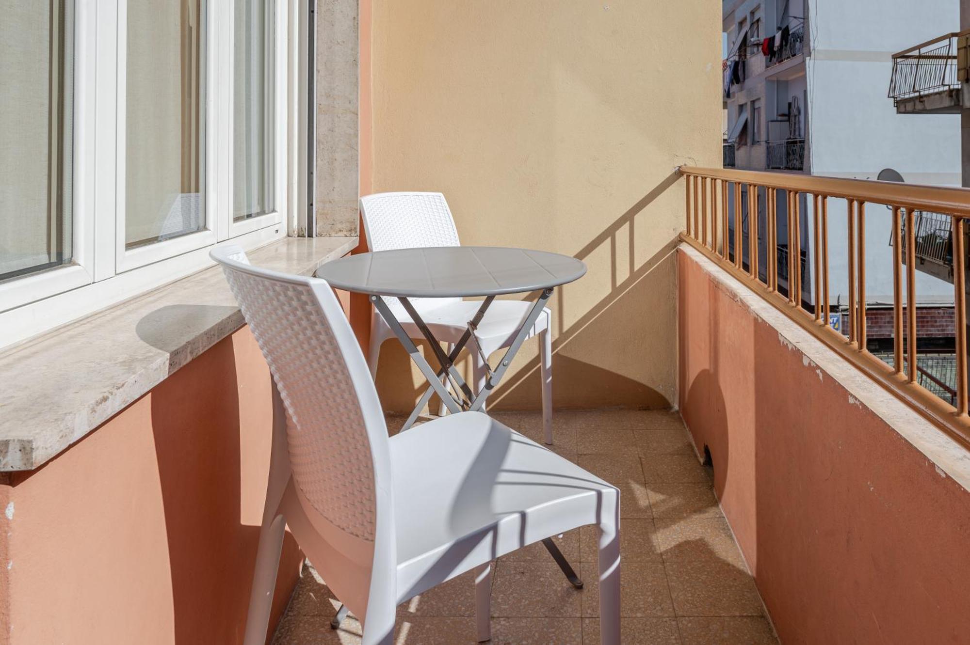 Hotel Posta - 3 Stars - Comfortable Stay In Ventimiglia Esterno foto